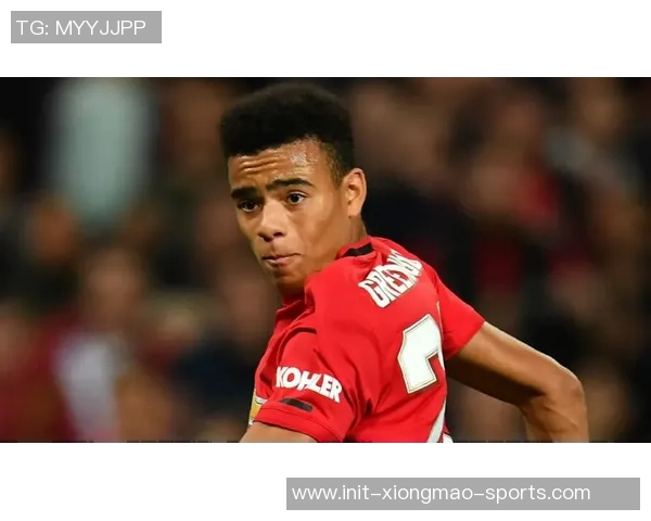 日本混血足球运动员的崛起与挑战探索多元文化背景下的竞技表现与发展潜力